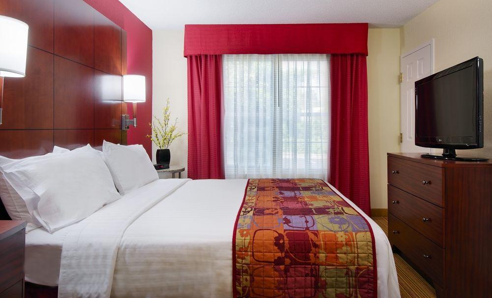 Residence Inn Knoxville Cedar Bluff מראה חיצוני תמונה
