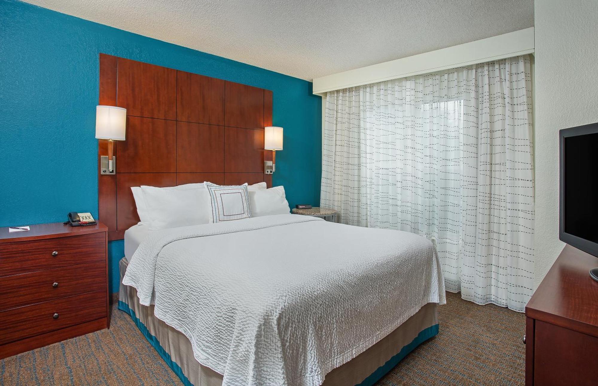 Residence Inn Knoxville Cedar Bluff מראה חיצוני תמונה