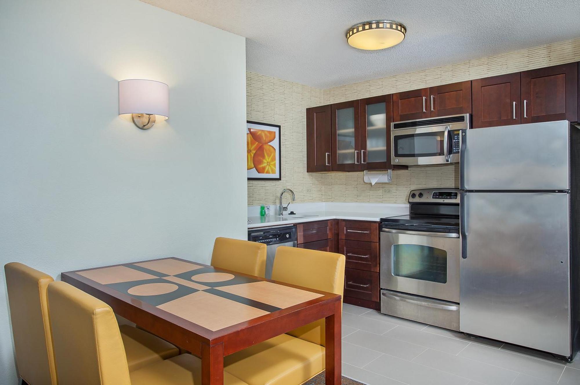 Residence Inn Knoxville Cedar Bluff מראה חיצוני תמונה
