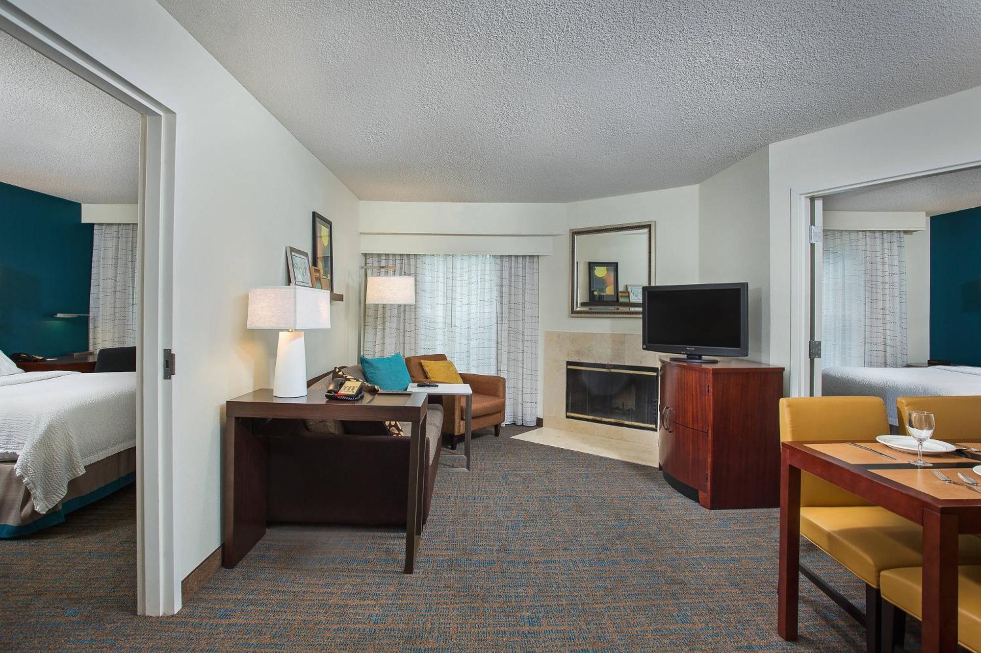 Residence Inn Knoxville Cedar Bluff מראה חיצוני תמונה