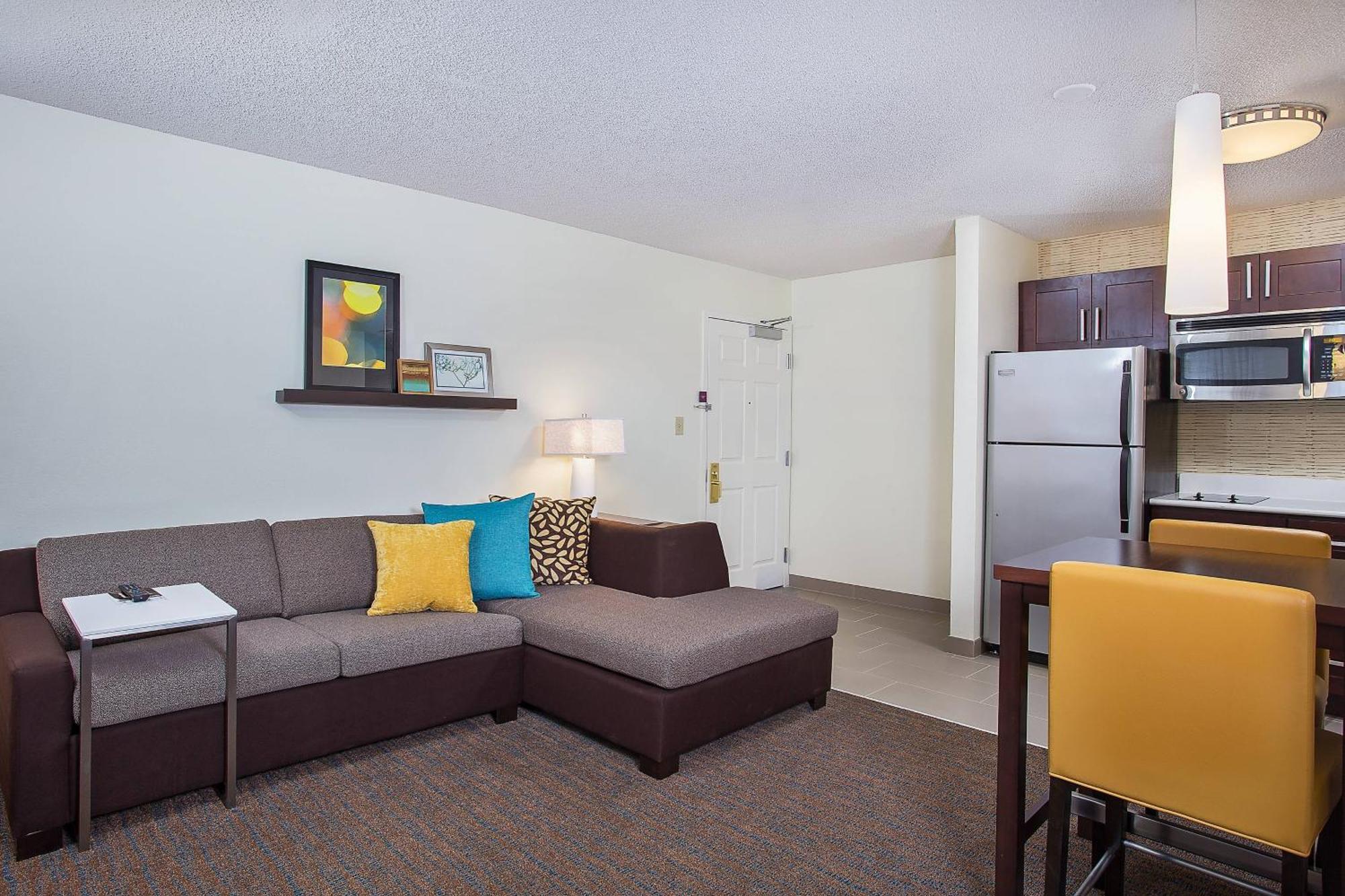 Residence Inn Knoxville Cedar Bluff מראה חיצוני תמונה