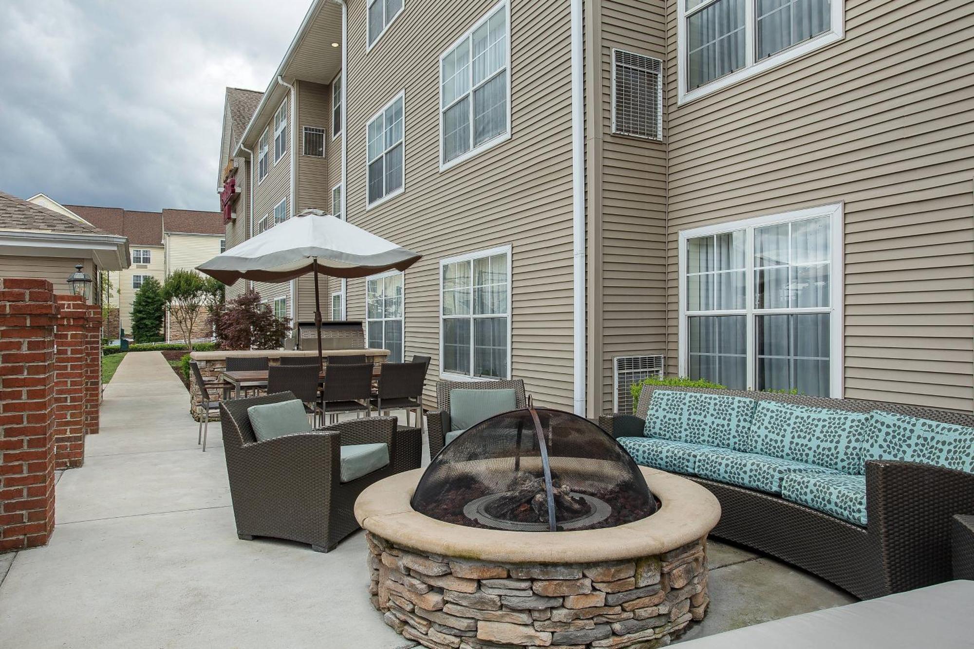 Residence Inn Knoxville Cedar Bluff מראה חיצוני תמונה
